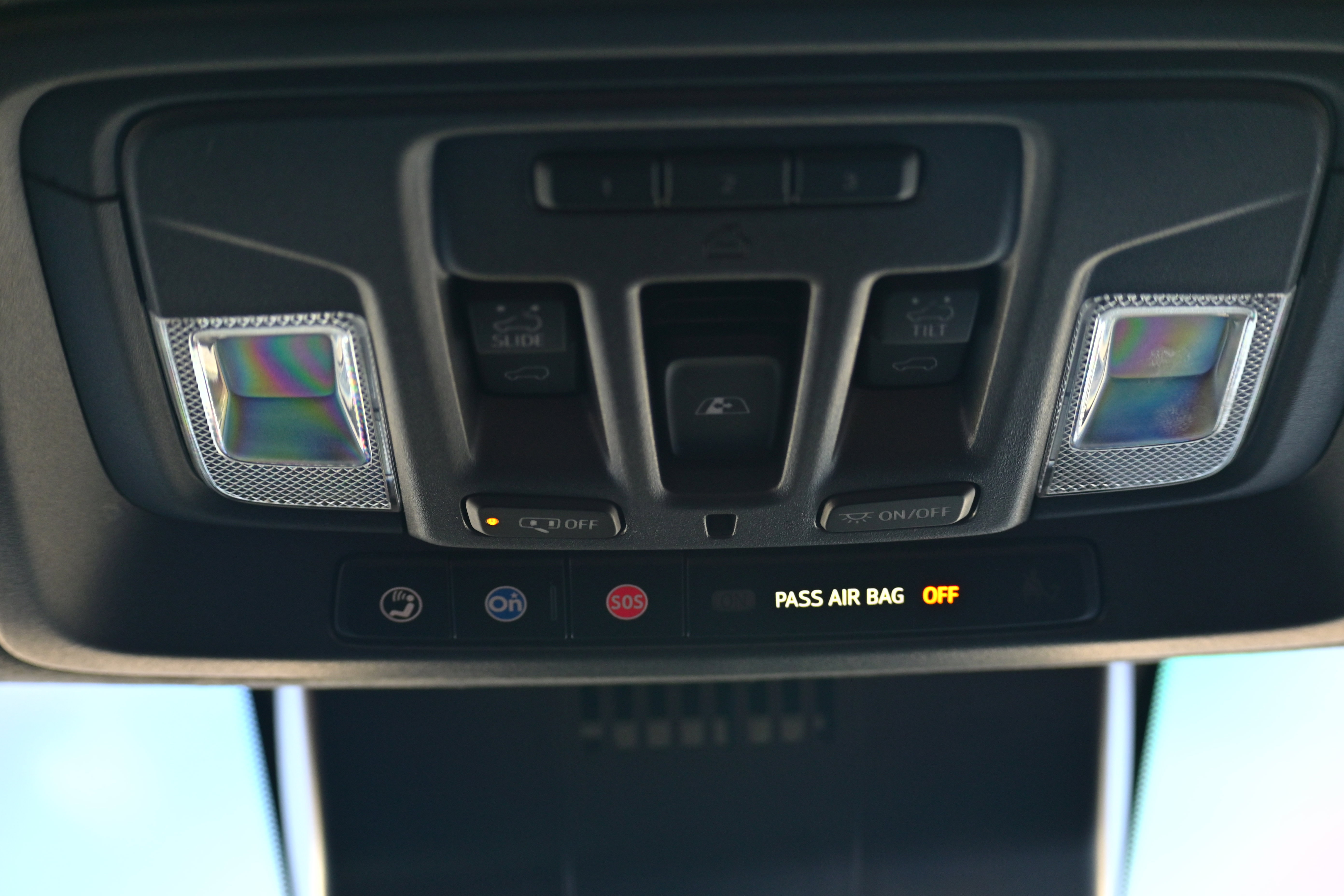 Used 2024 GMC Sierra 3500 Denali Ultimate image 13