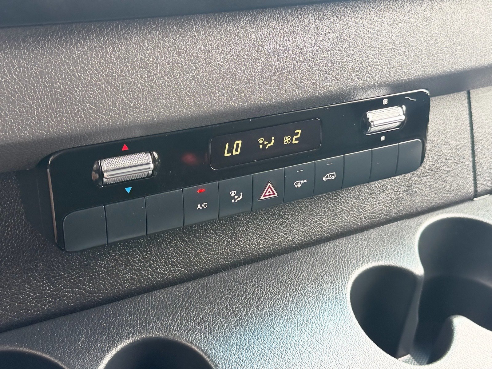 Used 2022 Mercedes-Benz Sprinter 2500 image 23