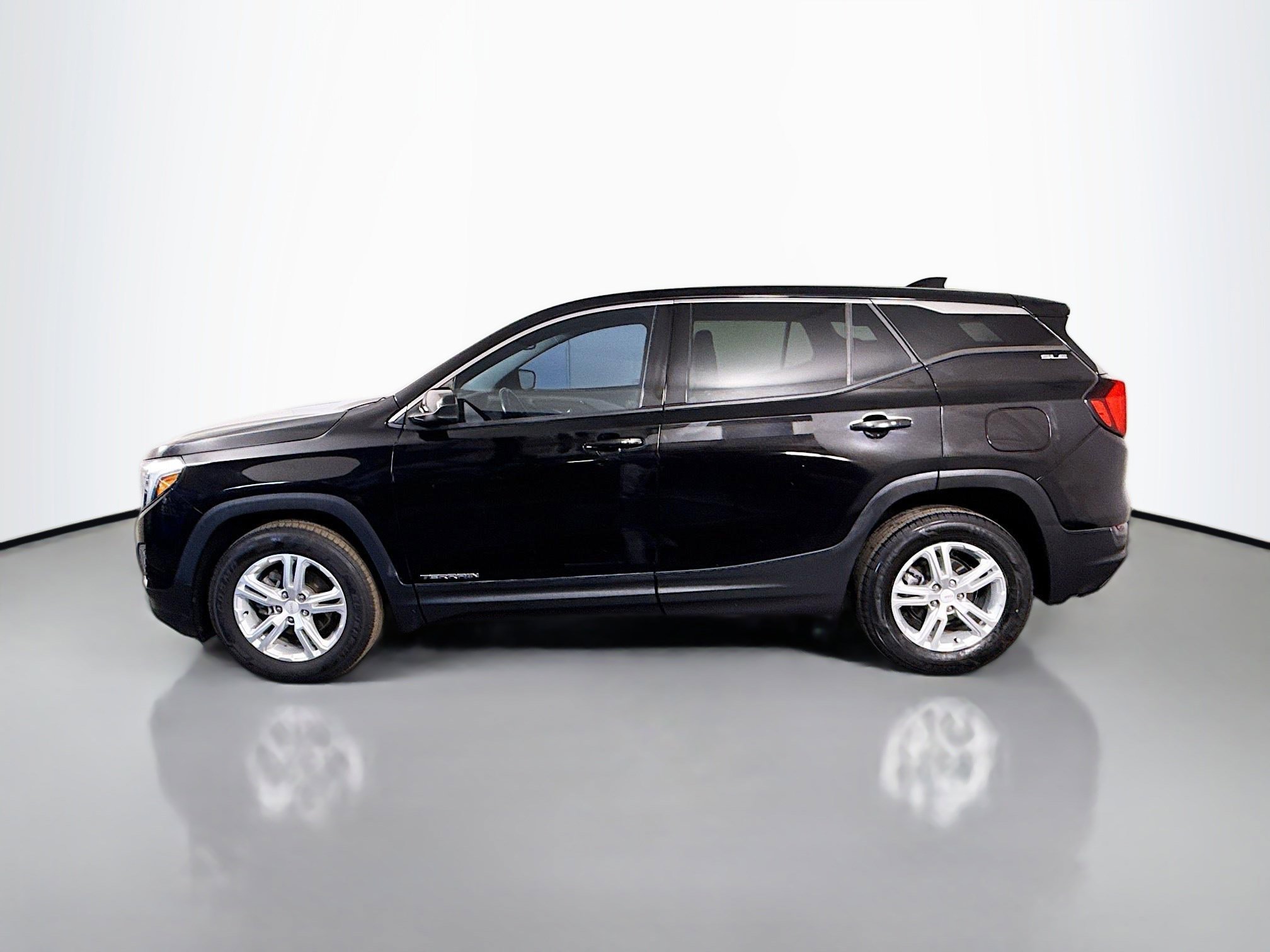 Used 2018 GMC Terrain SLE image 6