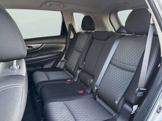 Used 2020 Nissan Rogue S w/ Special Edition Package image 32