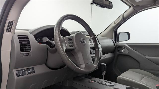 Used 2021 Nissan Frontier SV w/ Midnight Edition Floor Mats AWD/4WD image 24