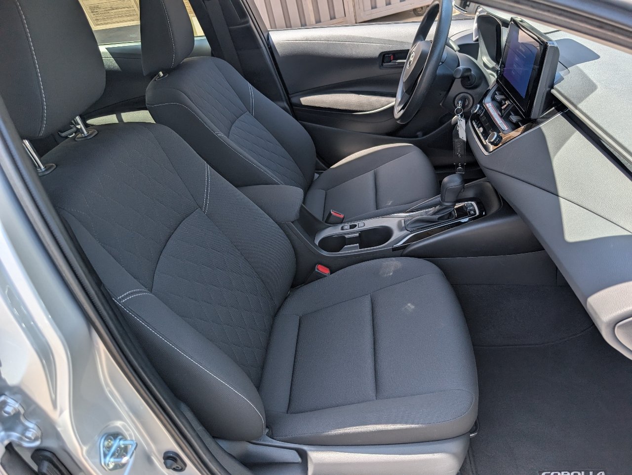Used 2026 Toyota Corolla LE w/ Carpet Mat Package (TMS) FWD image 8