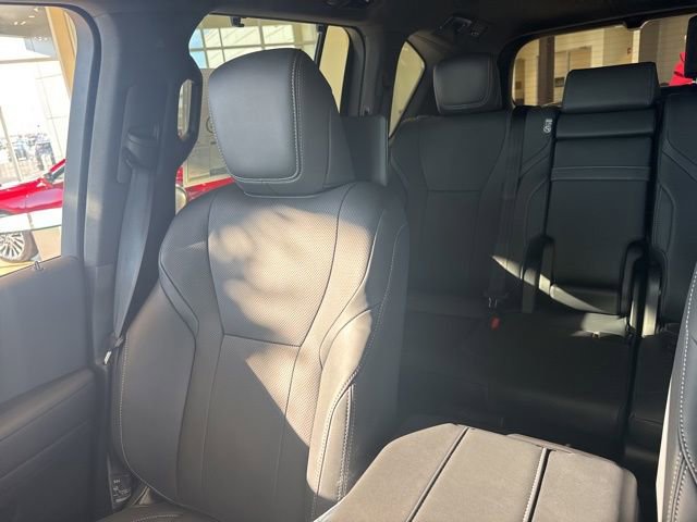 New 2025 Lexus LX 600 4WD w/ Luxury Package image 20