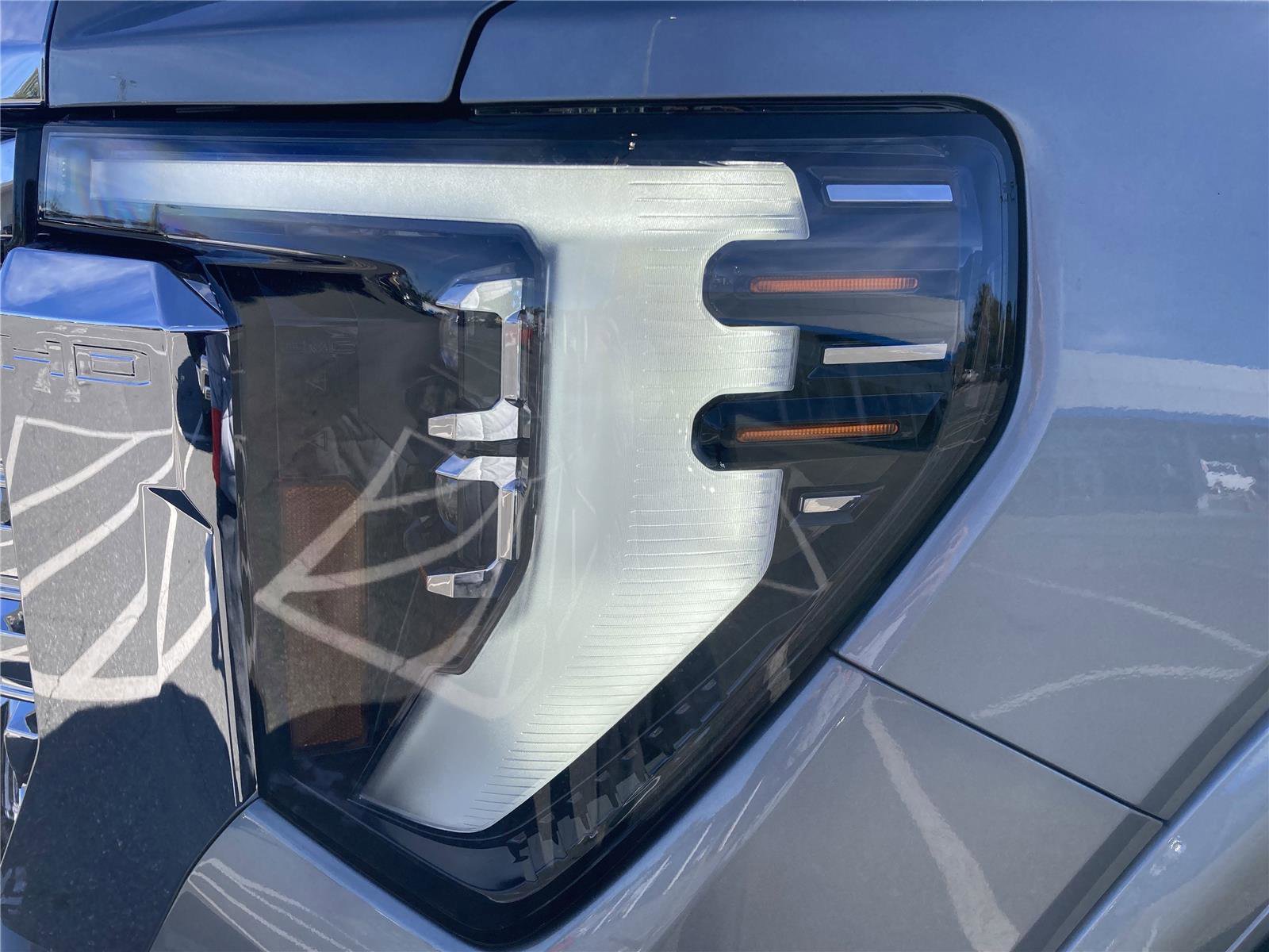 New 2026 GMC Sierra 2500 Denali w/ Denali Reserve Package image 15