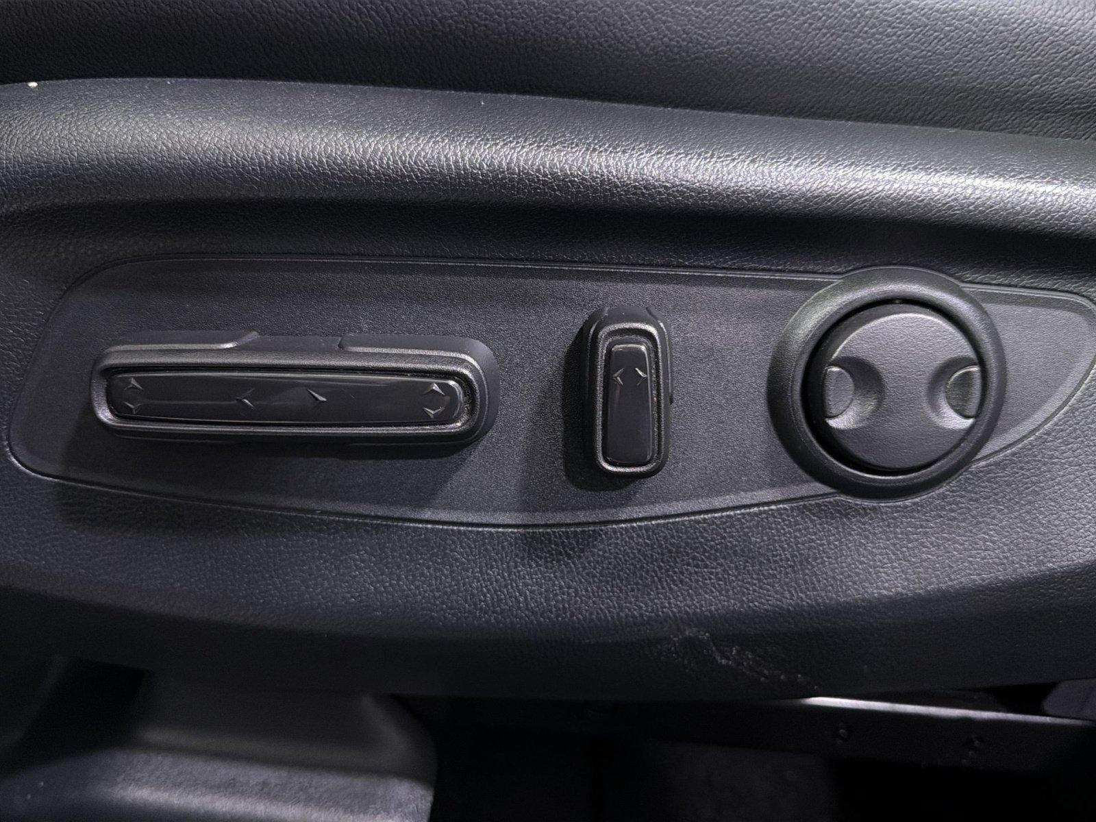 Used 2025 Honda CR-V Sport Touring image 26