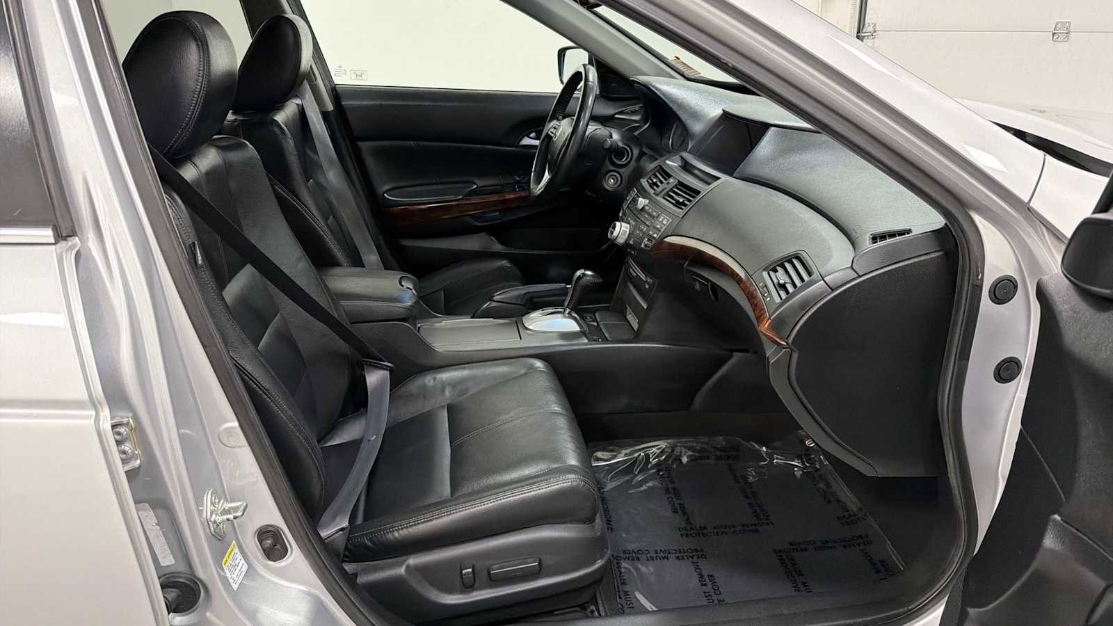 Used 2011 Honda Crosstour EX-L image 30
