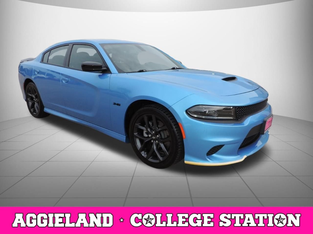 Used 2023 Dodge Charger R/T w/ Blacktop Package image 3