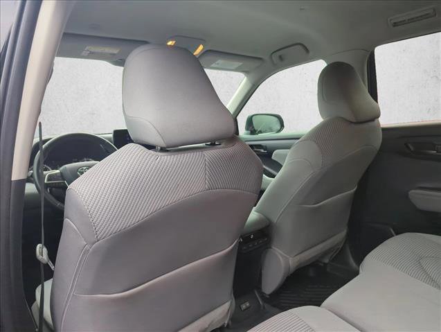 Certified 2024 Toyota Highlander LE image 18
