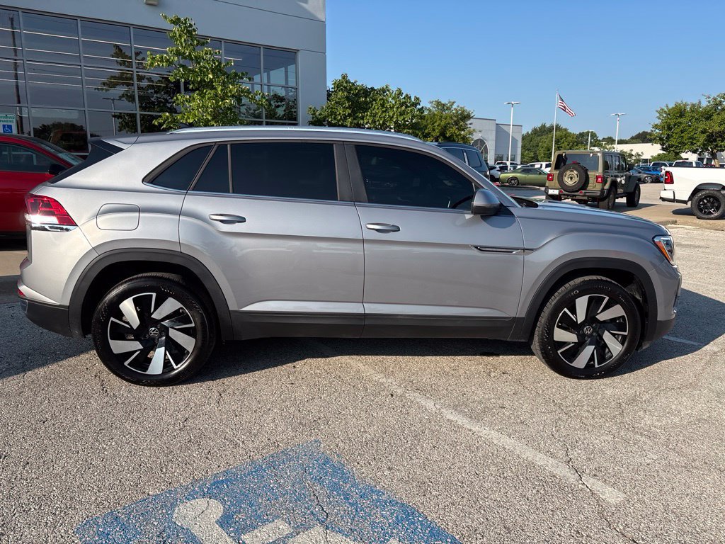 Used 2026 Volkswagen Atlas Cross Sport SE AWD/4WD image 33
