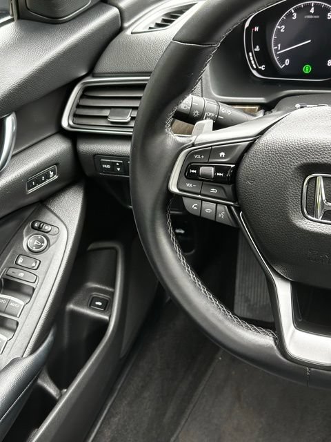 Used 2018 Honda Accord Touring image 25