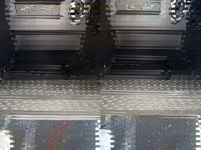 New 2026 Volkswagen Taos SE image 21