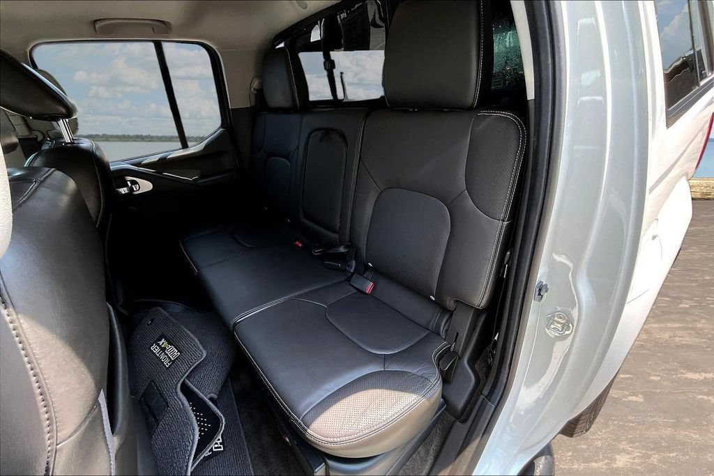 Used 2017 Nissan Frontier PRO-4X w/ Pro-4x Luxury Package AWD/4WD image 23