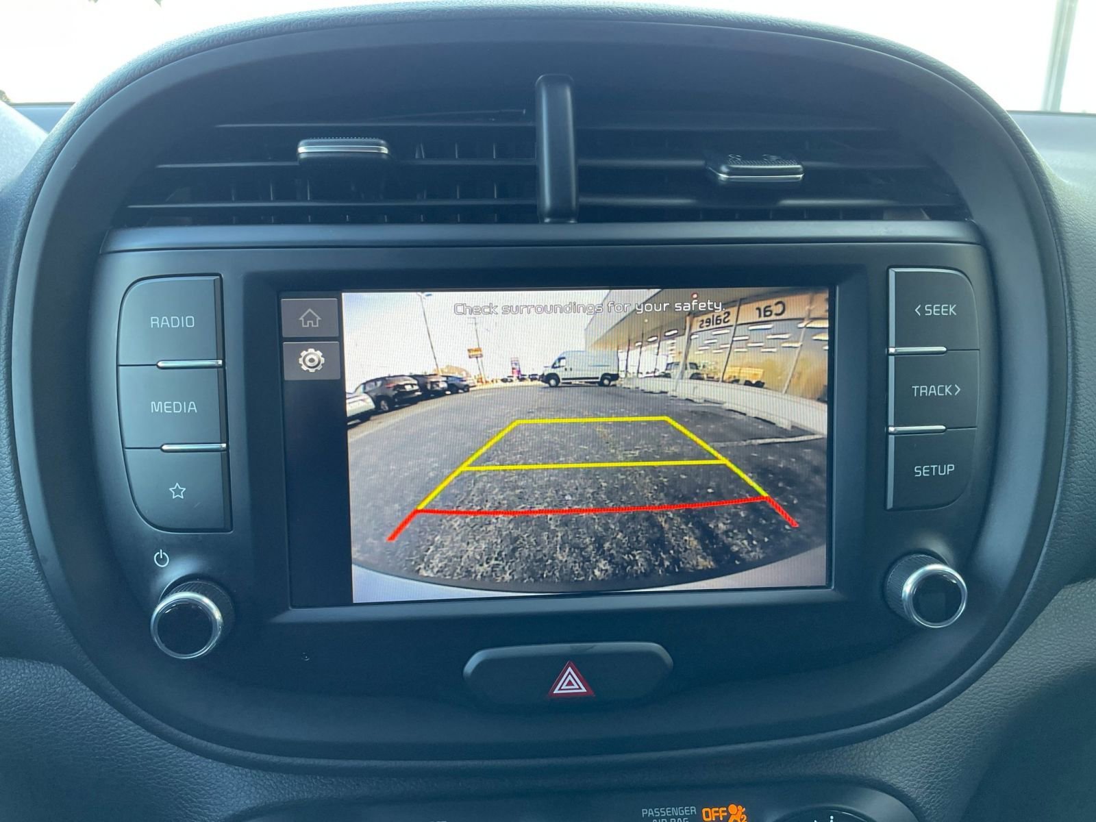 Used 2025 Kia Soul LX w/ LX Technology Package image 17