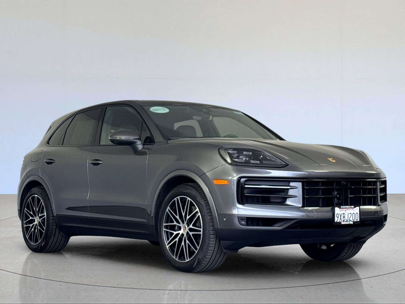 Certified 2026 Porsche Cayenne AWD/4WD image 10