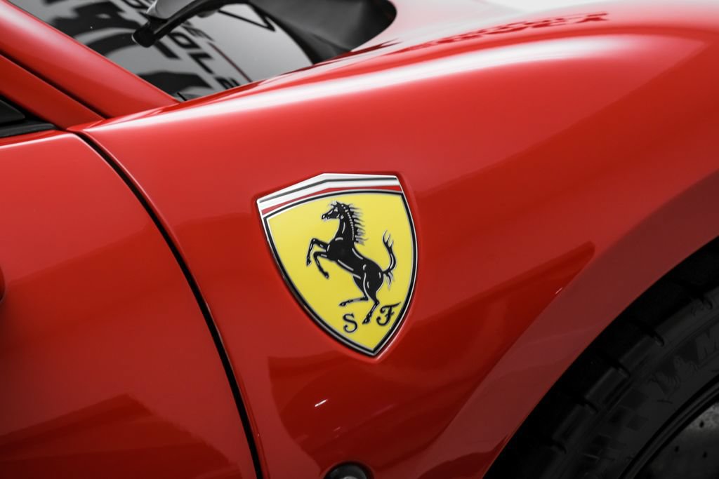 Used 2020 Ferrari F8 Tributo RWD image 46