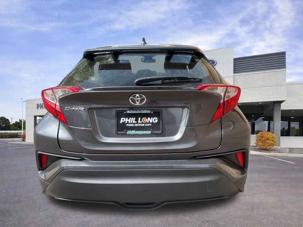 Used 2019 Toyota C-HR XLE FWD image 7