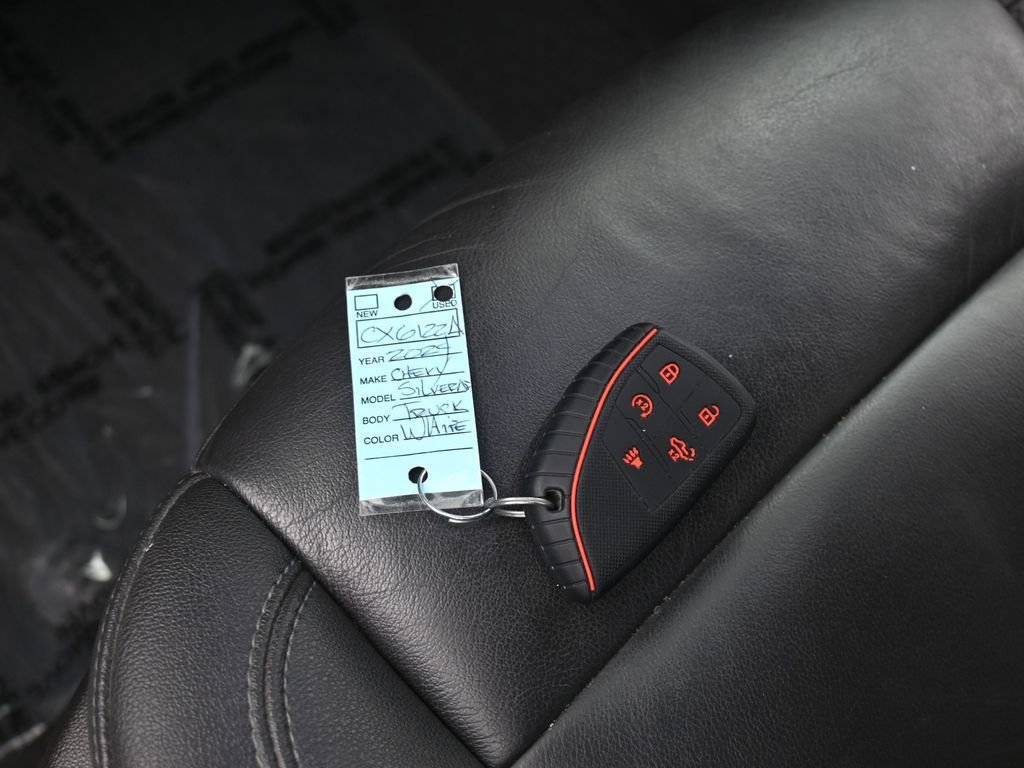 Used 2024 Chevrolet Silverado 1500 LT Trail Boss w/ LT Trail Boss Premium Package image 18