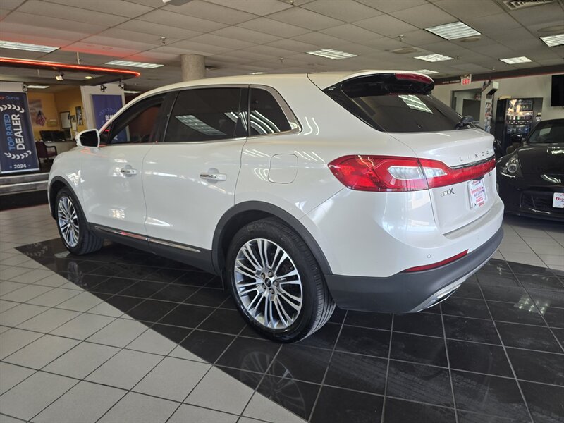 Used 2016 Lincoln MKX Reserve w/ Driver Assistance Package AWD/4WD image 6