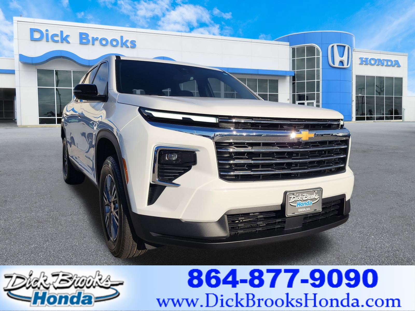 Used 2026 Chevrolet Traverse LT