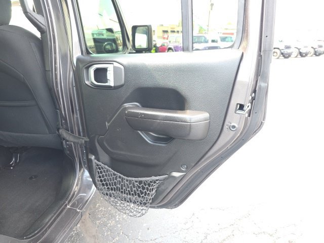 Used 2020 Jeep Wrangler Unlimited Sport S AWD/4WD image 39