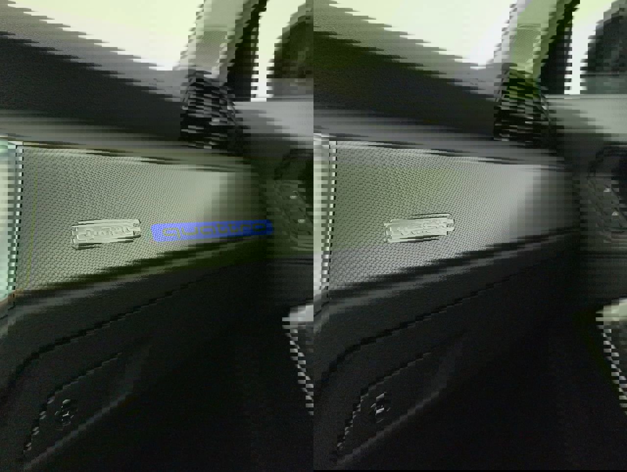 Used 2024 Audi Q3 2.0T Premium Plus image 12