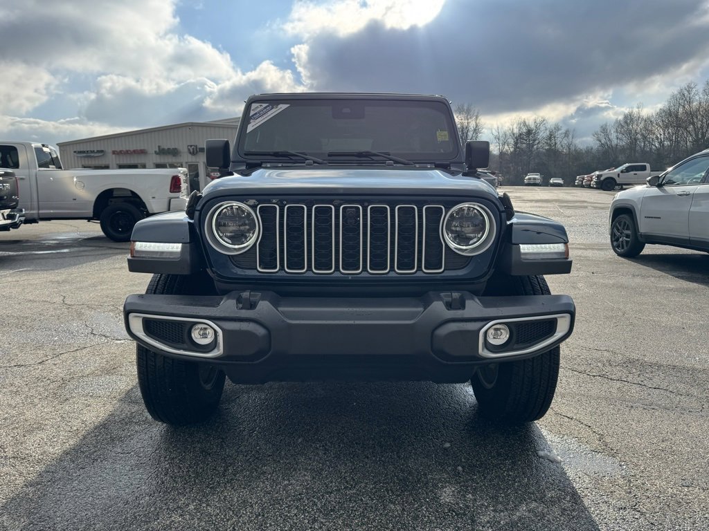Used 2025 Jeep Wrangler Sahara w/ Safety Group image 10