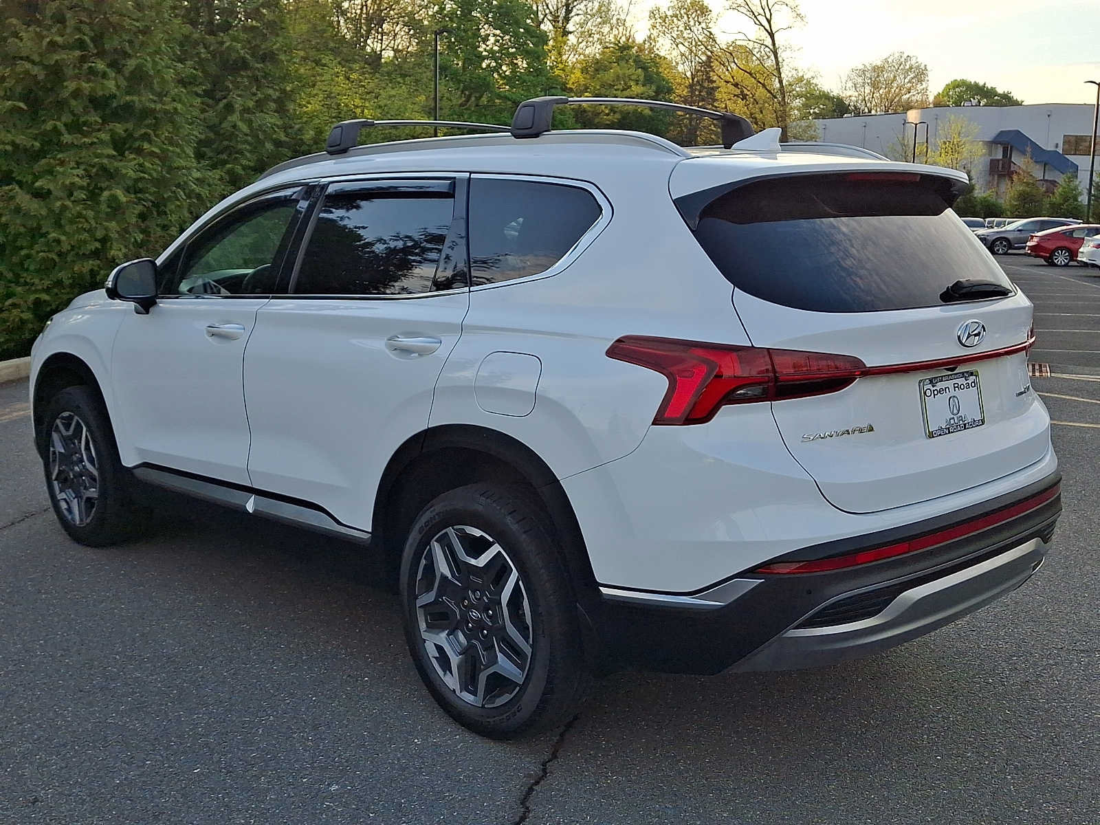 Used 2022 Hyundai Santa Fe Limited AWD/4WD image 4