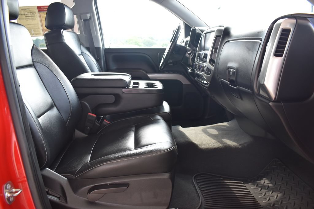Used 2018 Chevrolet Silverado 1500 LT w/ All Star Edition AWD/4WD image 5