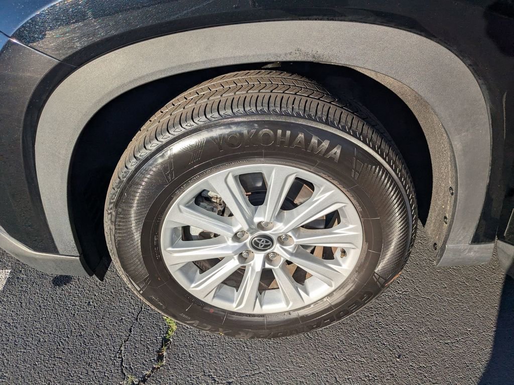 Used 2025 Toyota Grand Highlander XLE image 39