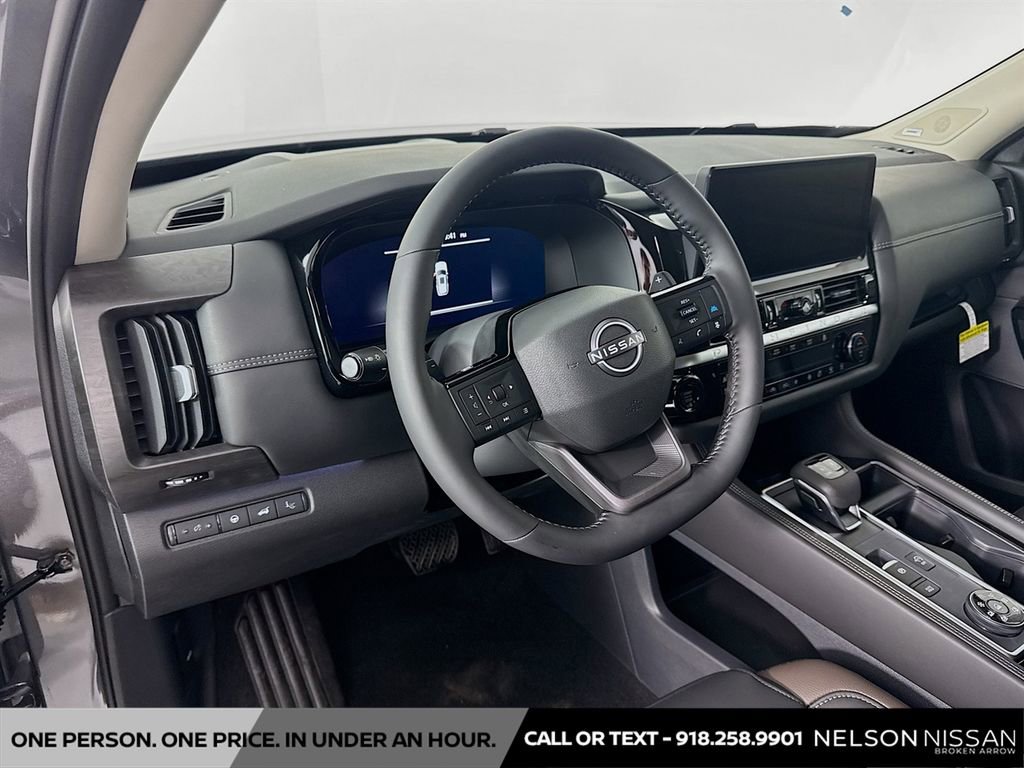 New 2026 Nissan Pathfinder Platinum image 9