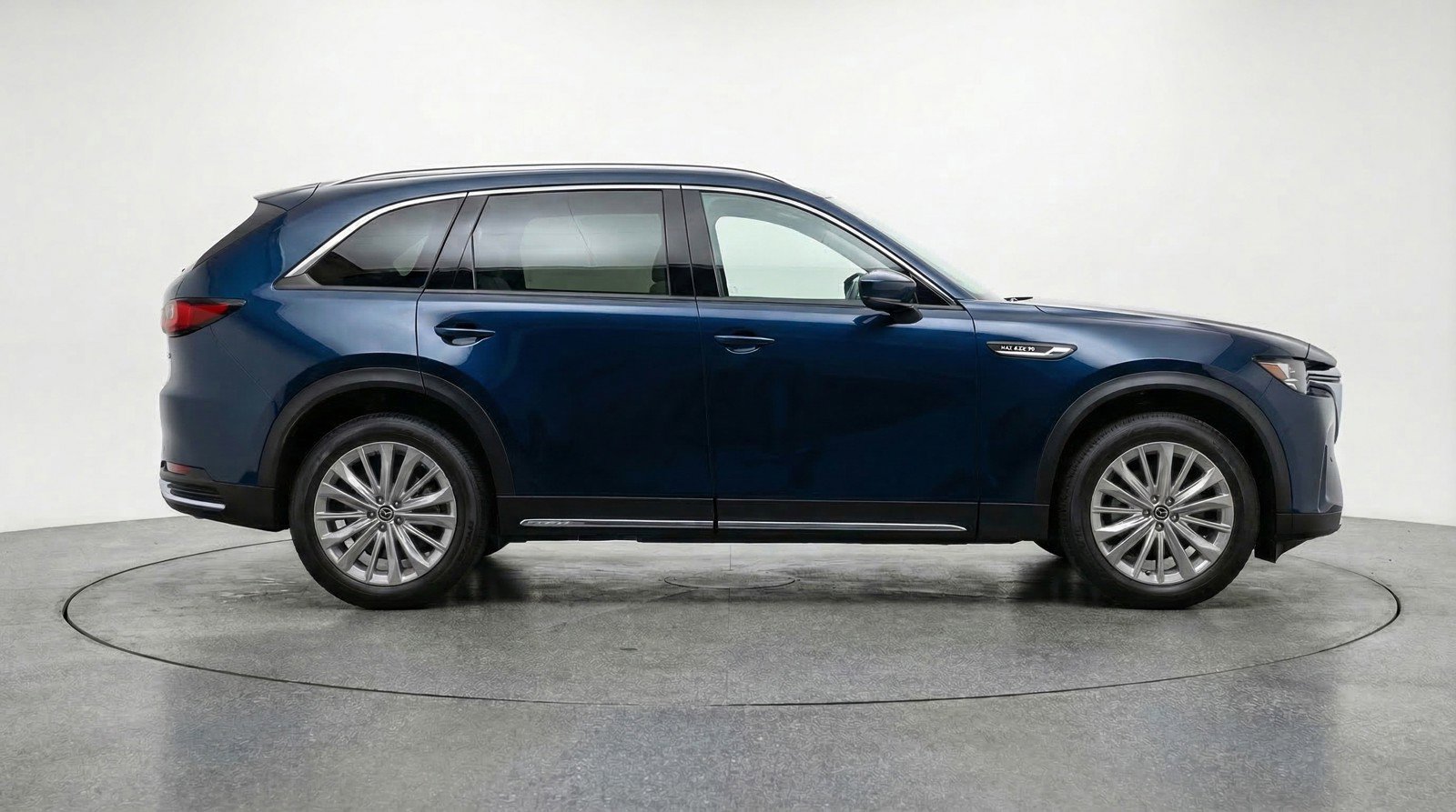 Used 2025 MAZDA CX-90 3.3 Turbo w/ Preferred Package image 11