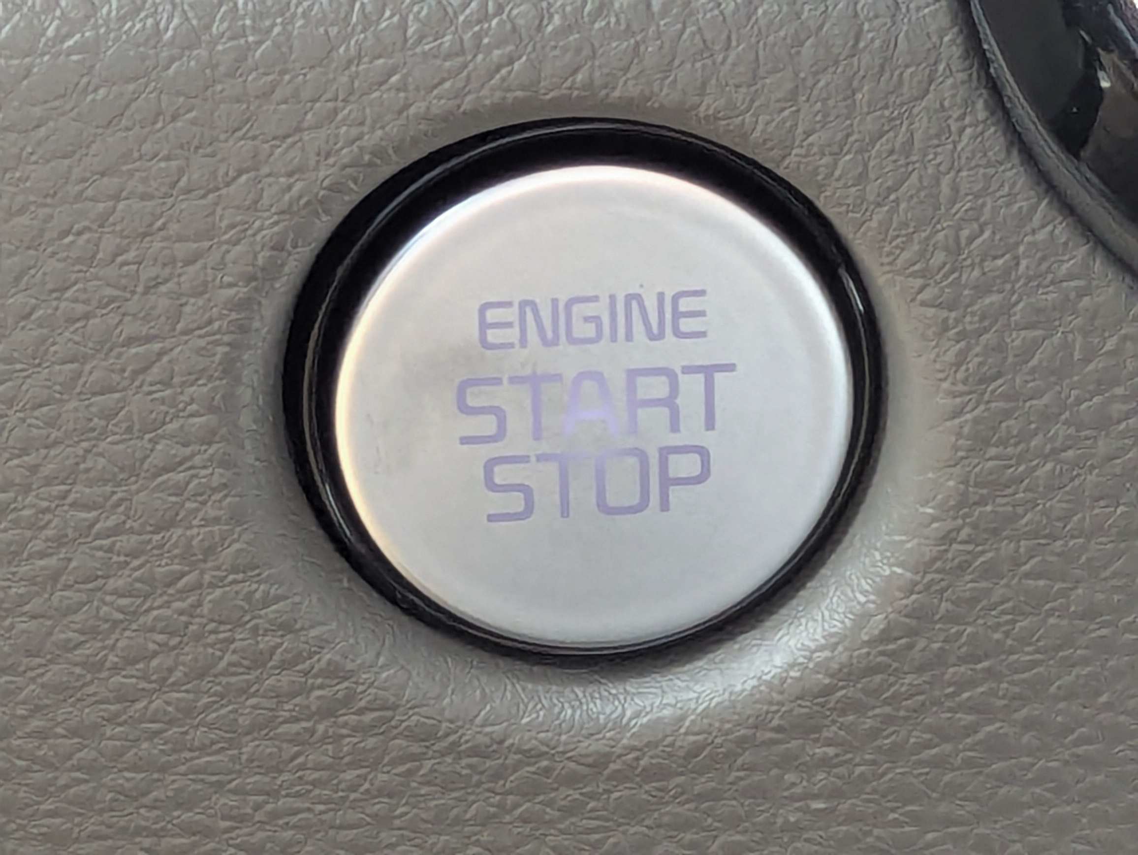 New 2026 Kia Carnival EX FWD image 39
