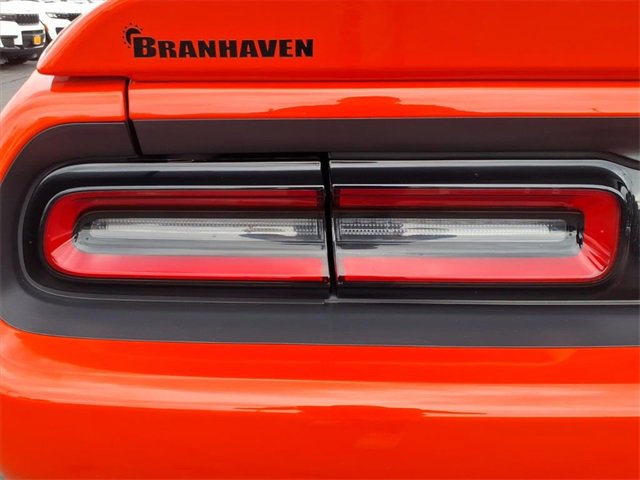 Certified 2016 Dodge Challenger R/T Plus image 11