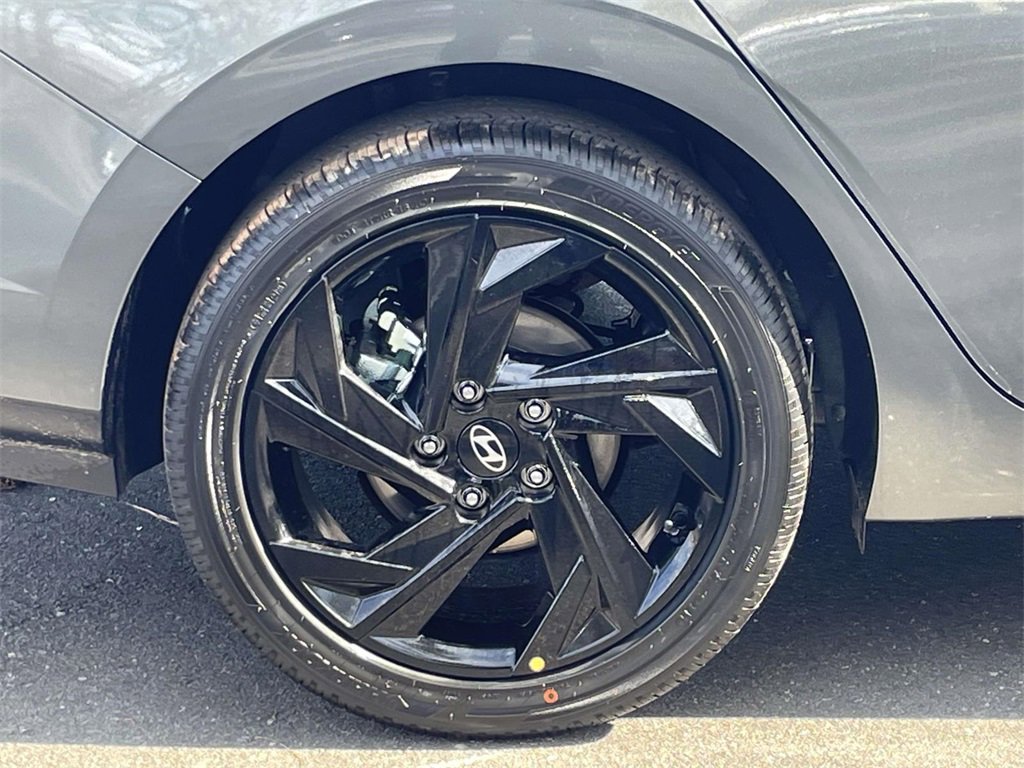 New 2026 Hyundai Elantra SEL Sport image 7