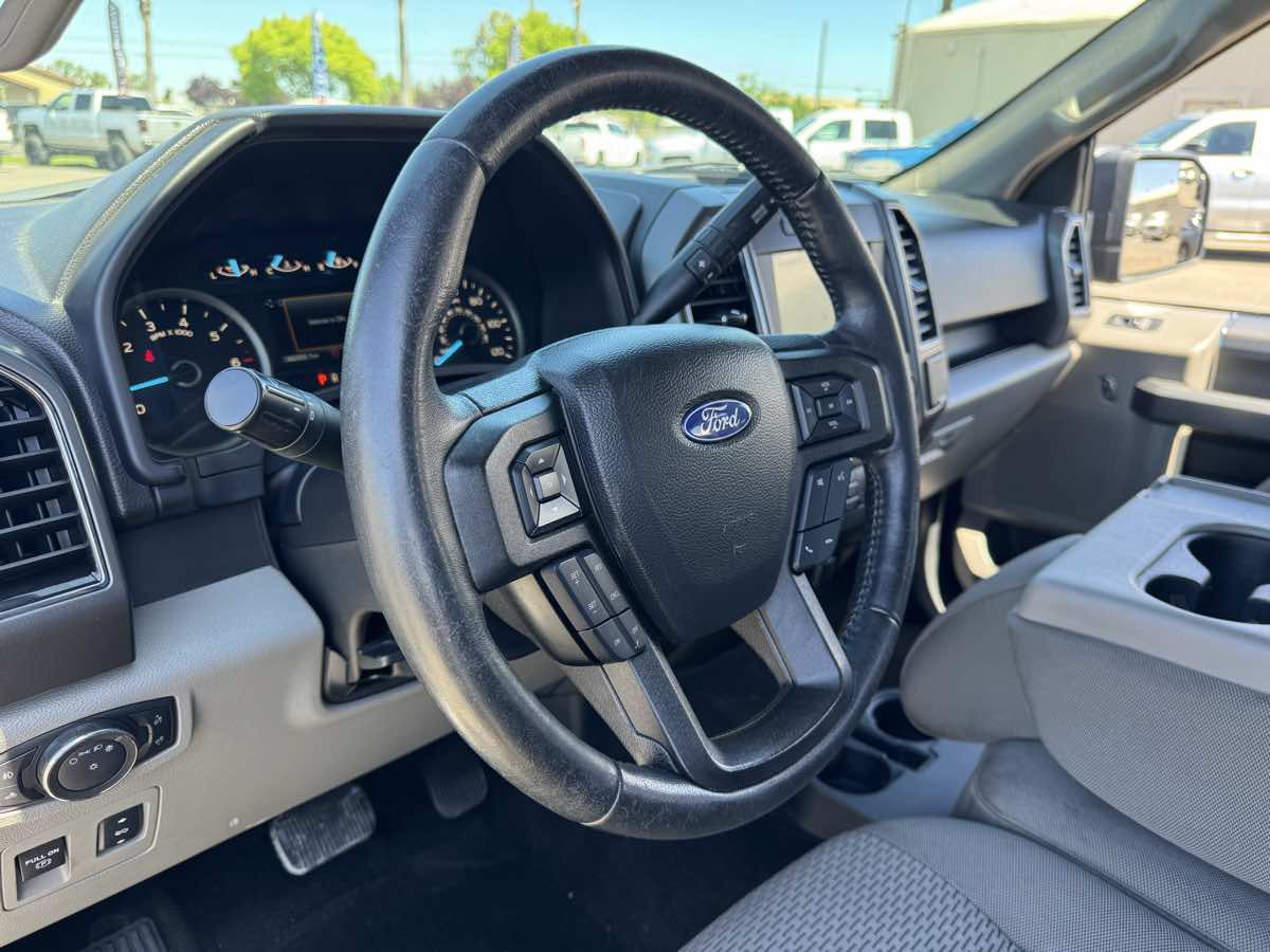 Used 2018 Ford F150 XLT w/ Equipment Group 302A Luxury AWD/4WD image 23