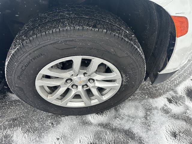 Used 2022 Chevrolet Suburban LT AWD/4WD image 23