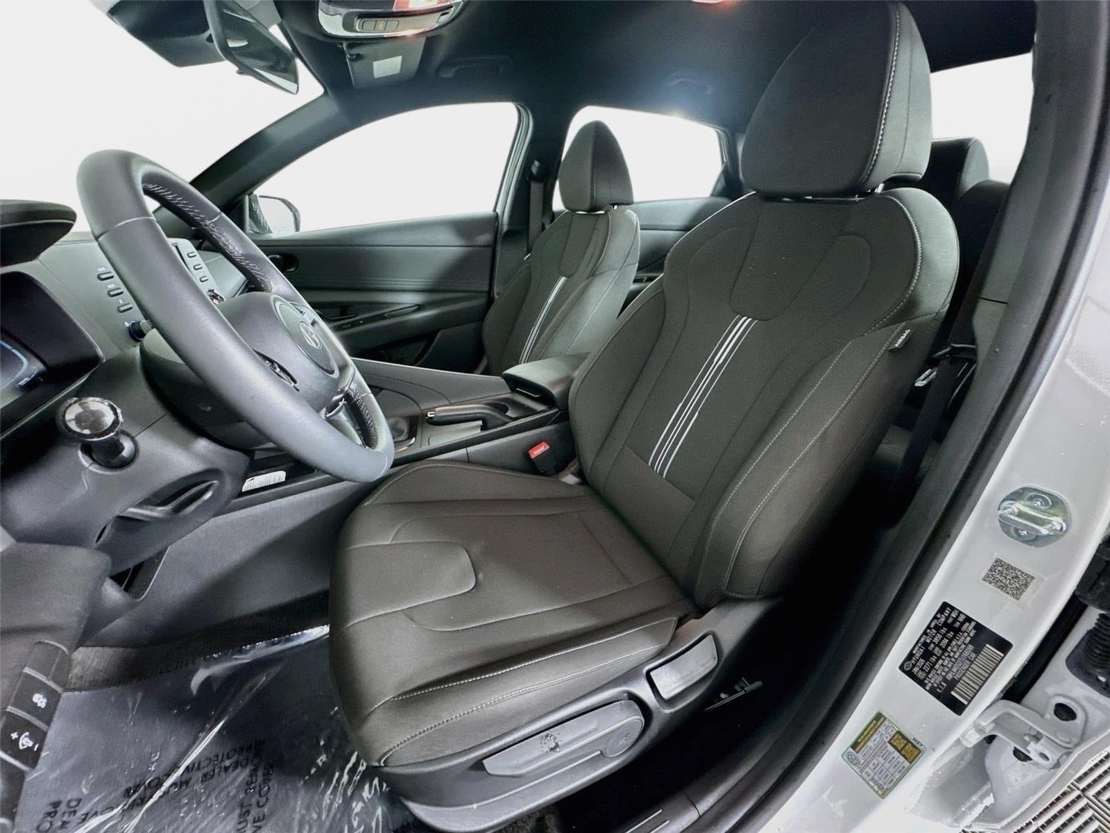 Certified 2026 Hyundai Elantra Sport FWD image 11