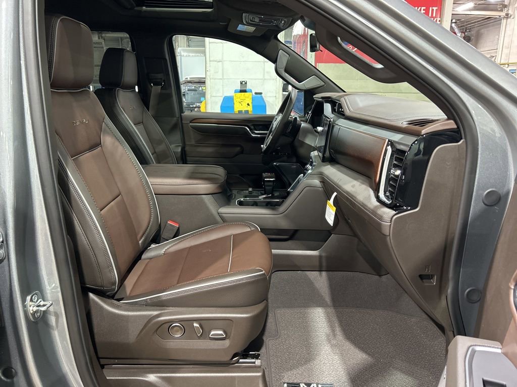 New 2026 GMC Sierra 1500 Denali w/ Denali Reserve Package AWD/4WD image 44