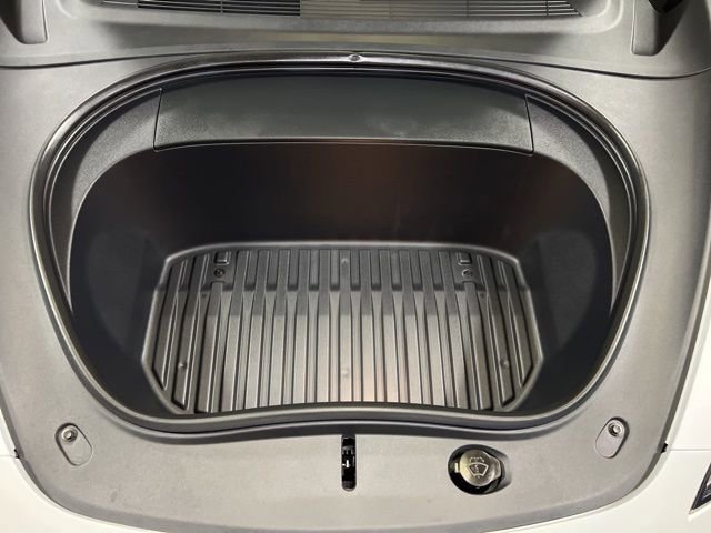 Used 2024 Tesla Model 3 Performance image 16