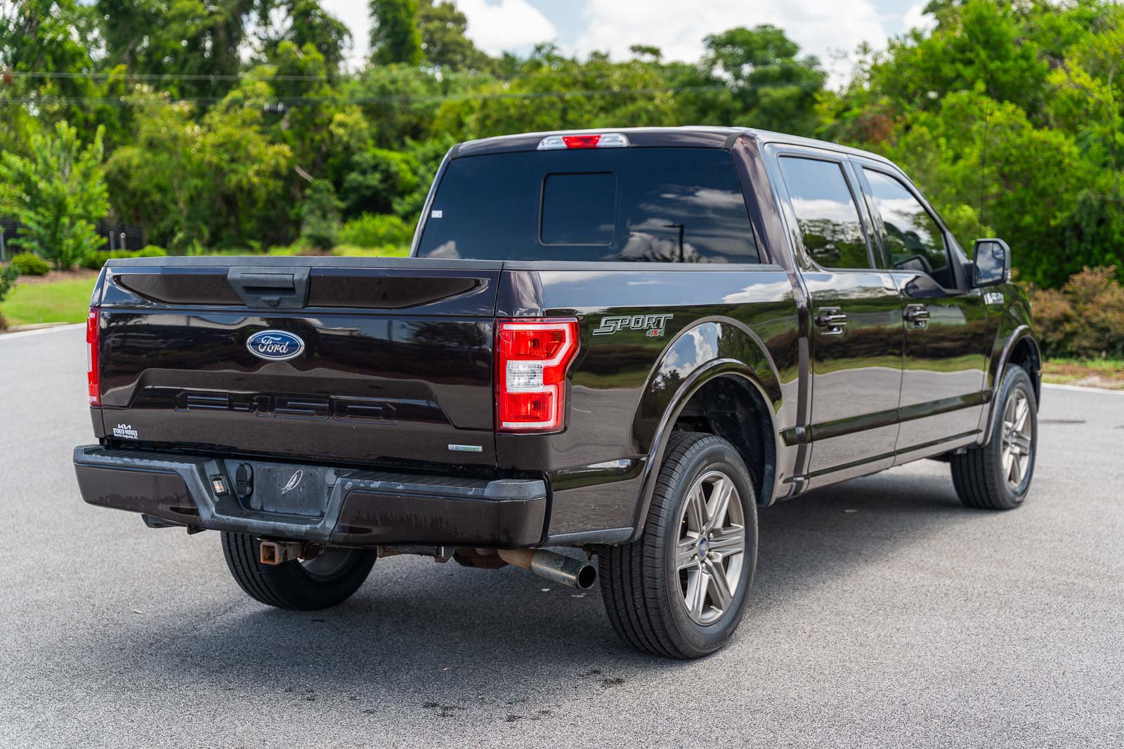 Used 2020 Ford F150 XLT w/ Equipment Group 302A Luxury AWD/4WD image 7