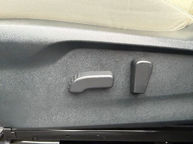 Used 2025 Subaru Ascent Premium image 18