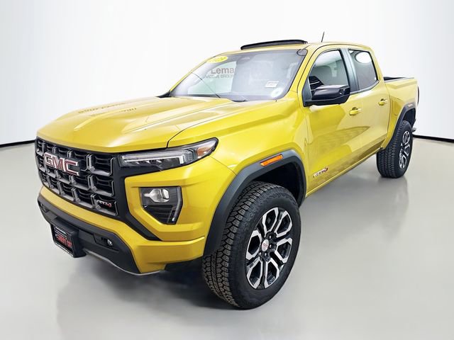 Used 2023 GMC Canyon AT4 w/ AT4 Premium Package image 4