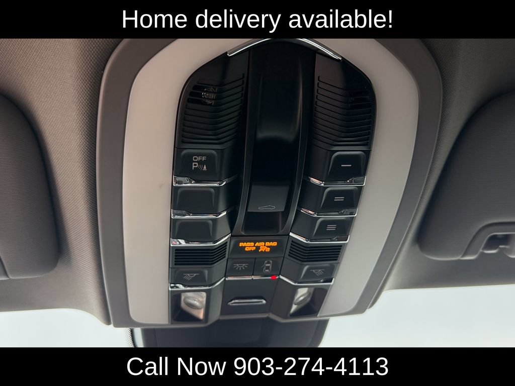 Used 2015 Porsche Panamera RWD image 26