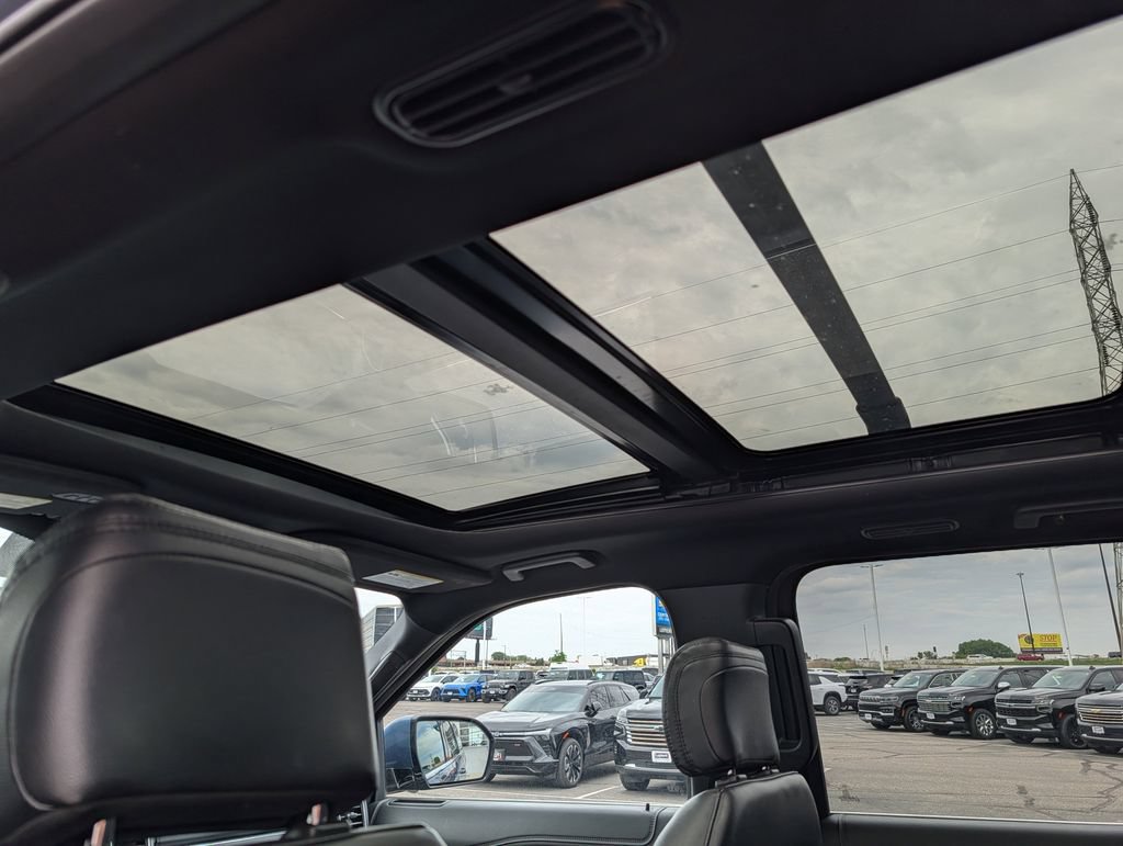 Used 2020 Ford Expedition Max Limited w/ Special Edition Package AWD/4WD image 16