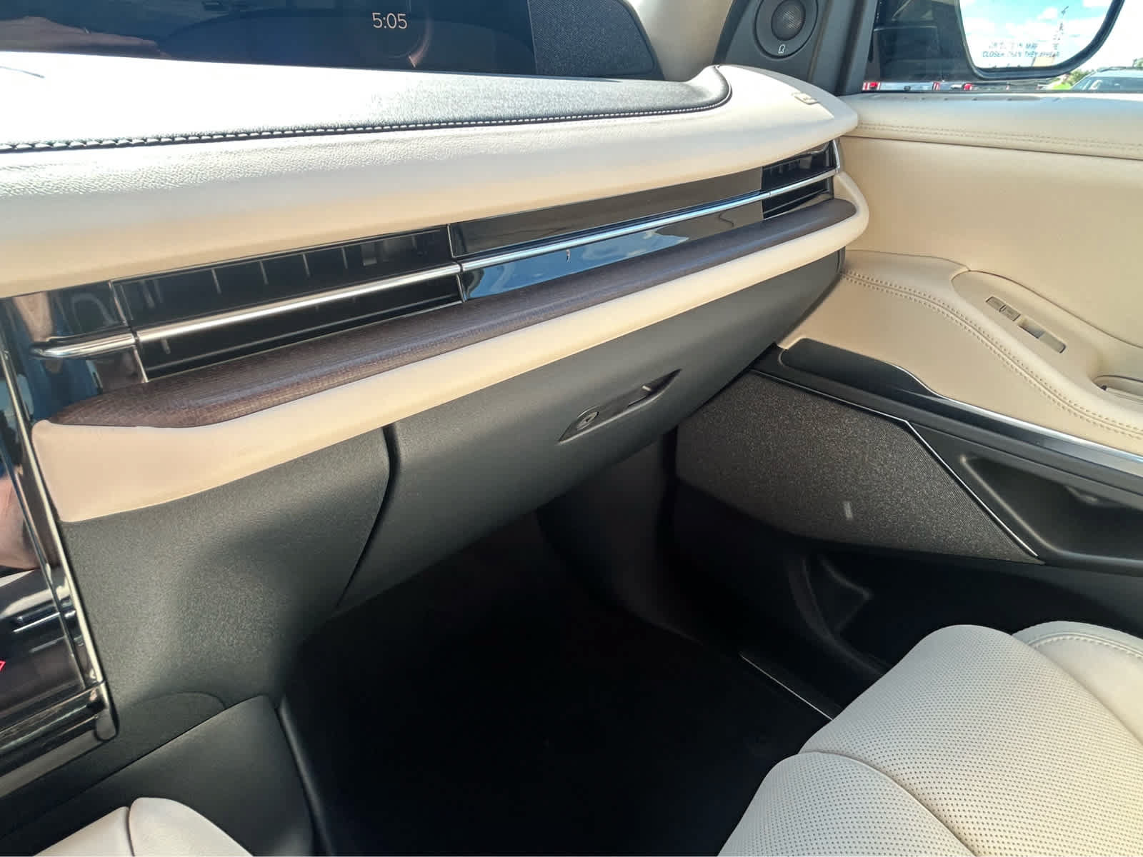 New 2027 Lincoln Navigator L Reserve w/ Jet Appearance Package AWD/4WD image 83