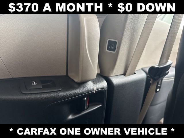 Used 2023 Chrysler Pacifica Touring-L FWD image 23