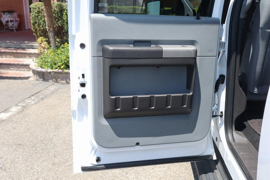 Used 2012 Ford F350 XLT w/ XLT Interior Pkg image 32
