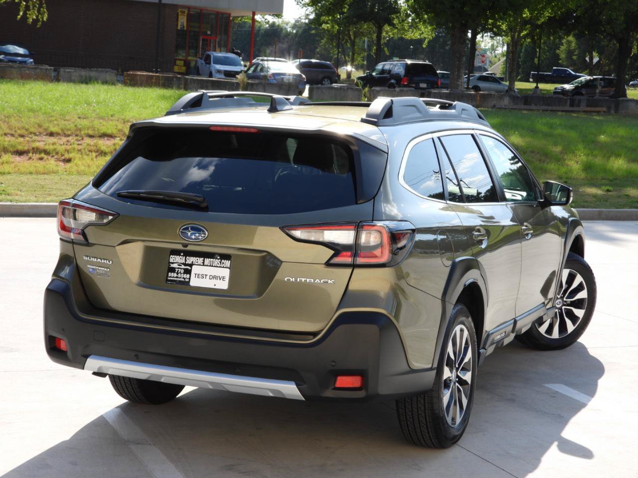 Used 2023 Subaru Outback Limited AWD/4WD image 13