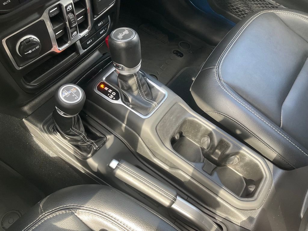 Used 2022 Jeep Wrangler Unlimited Sahara image 27