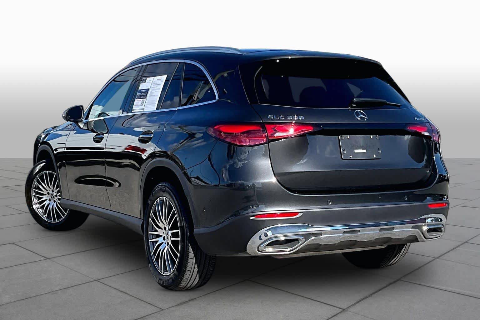 Used 2026 Mercedes-Benz GLC 300 4MATIC image 12